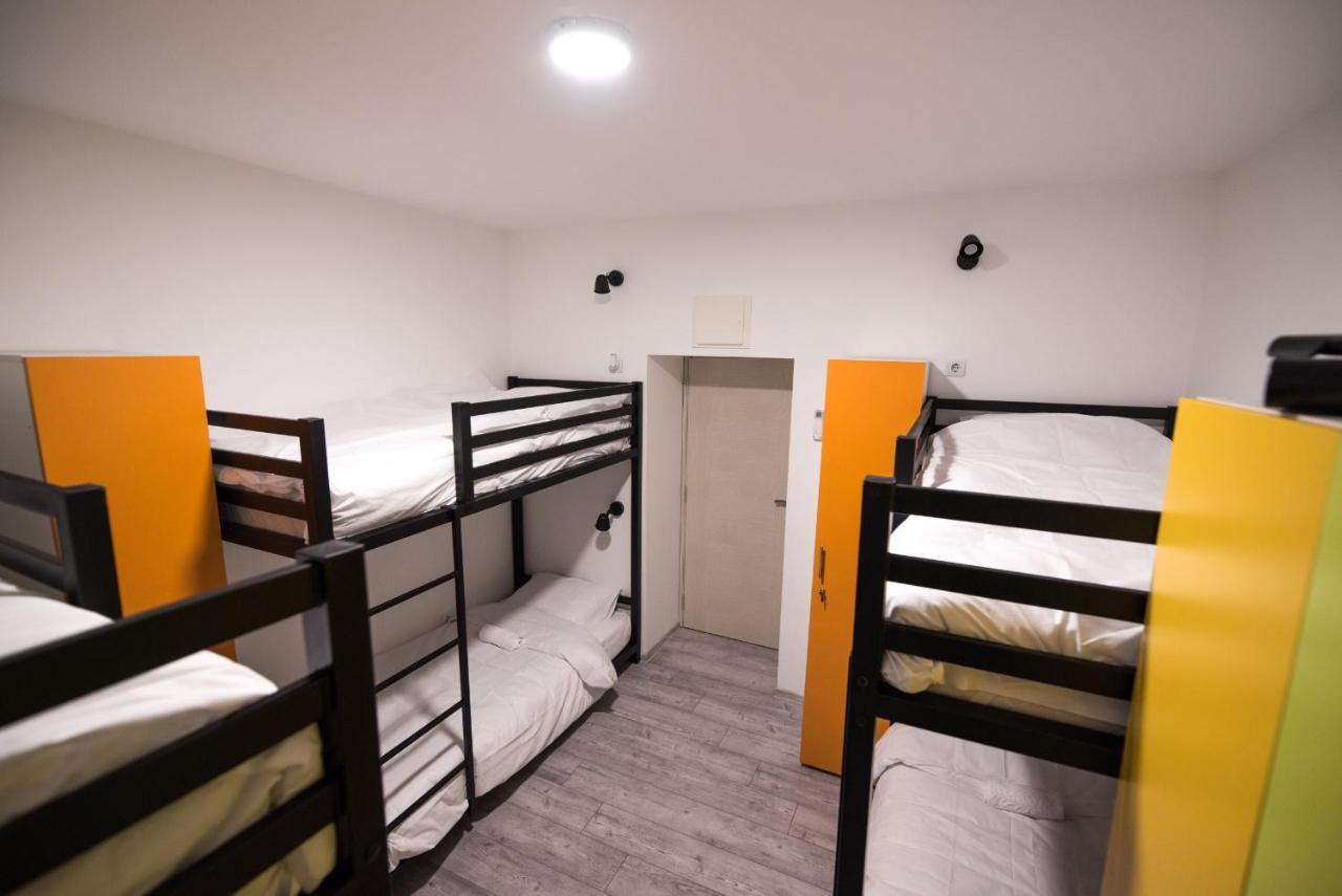 Hostel Evropa Nikšić Εξωτερικό φωτογραφία