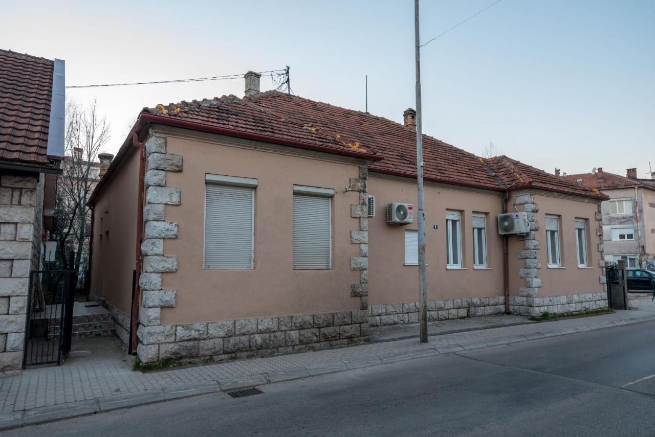 Hostel Evropa Nikšić Εξωτερικό φωτογραφία